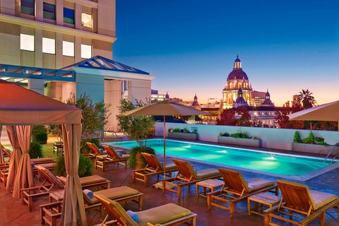 Hilton Pasadena — full-service hotel adjacent to the Pasadena Convention Center