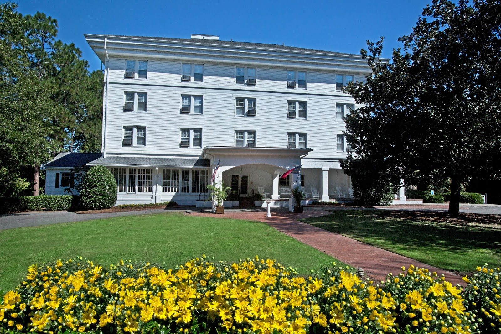 The Manor Inn