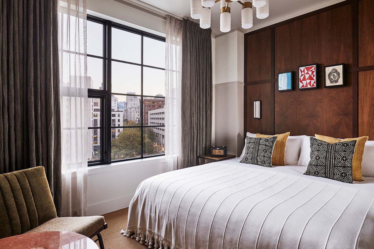 Hotel Vintage Portland — Kimpton boutique hotel inspired by Oregon and Washington wineries, Downtown Portland