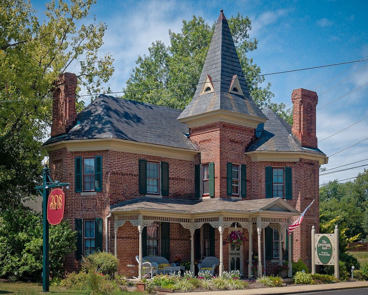 Cherry Street Inn — boutique B&B steps from the harbor in Saint Michaels