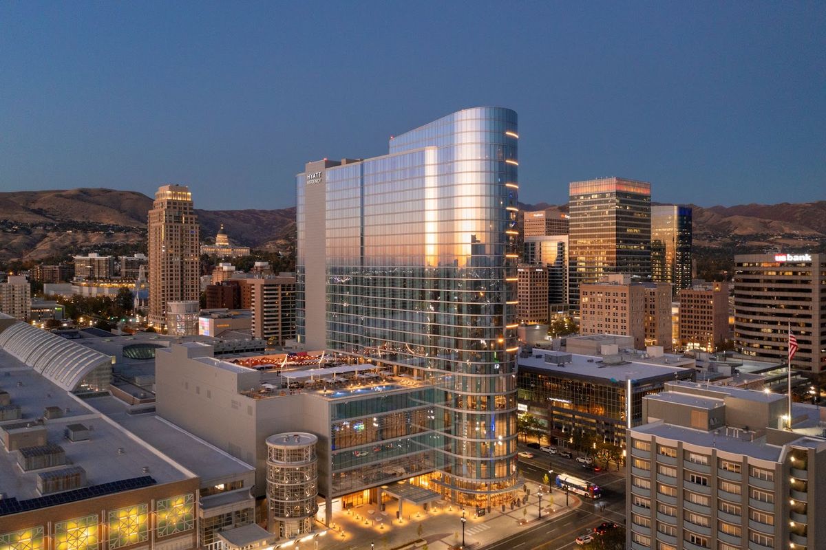 Marriott Salt Lake City Downtown at City Creek — corporate hotel adjacent to City Creek Center and Temple Square