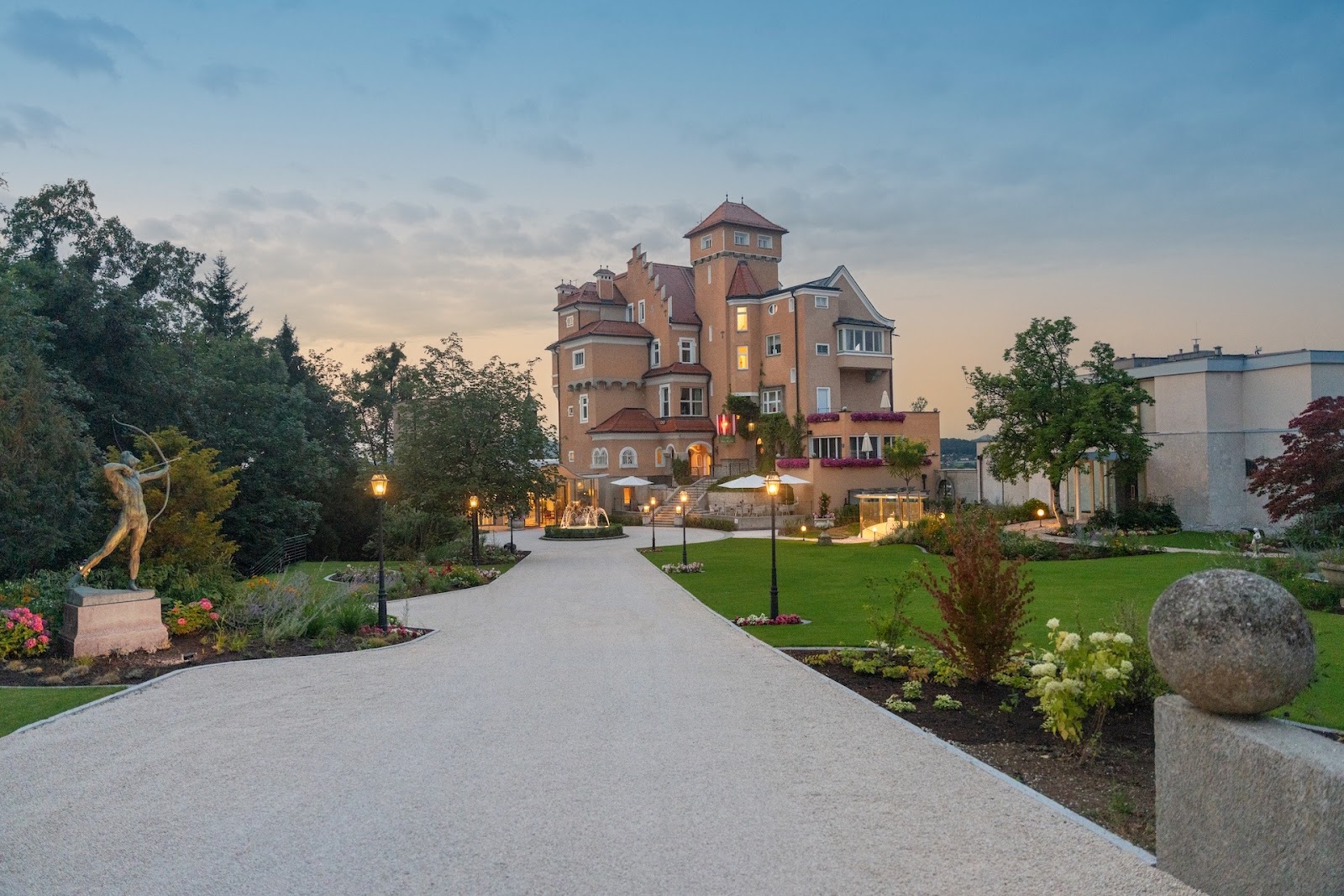 Hotel Stein Salzburg — boutique design hotel with 56 rooms with rooftop bar overlooking Salzach River and Old Town