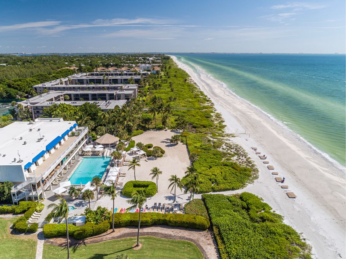 Pink Shell Beach Resort Fort Myers Beach — beachfront resort on Estero Boulevard with marina and four pools