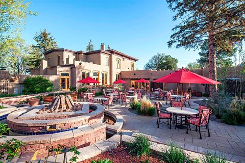 Eldorado Hotel & Spa Santa Fe — Pueblo-revival landmark two blocks from the Plaza with rooftop pool