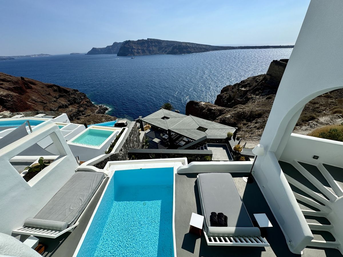 Charisma Suites