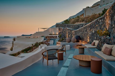 Cavo Tagoo Santorini — design hotel in Imerovigli with dramatic architecture, cave pool and caldera panorama