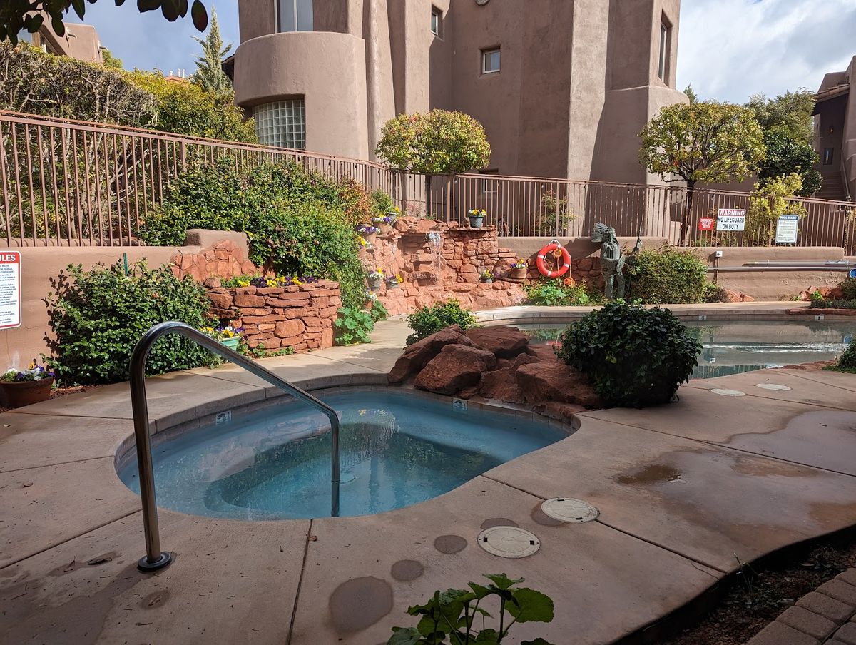 The Wilde Resort and Spa Sedona — boutique hotel in West Sedona with rooftop terrace and red rock views
