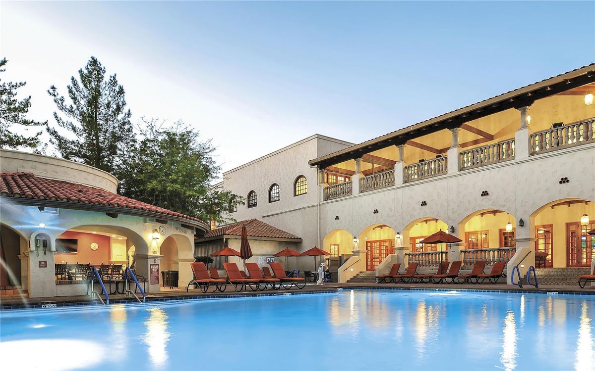 Tlaquepaque Inn
