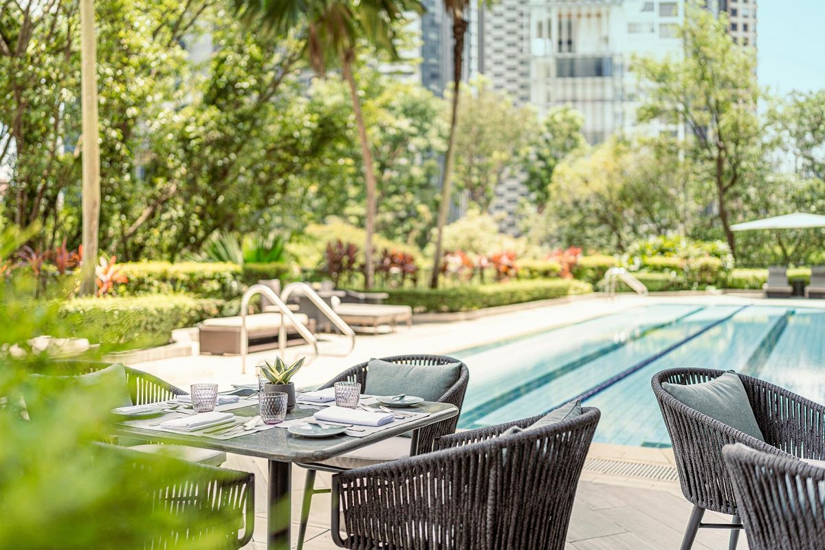 Four Seasons Hotel Singapore — Singapore — additional view 3