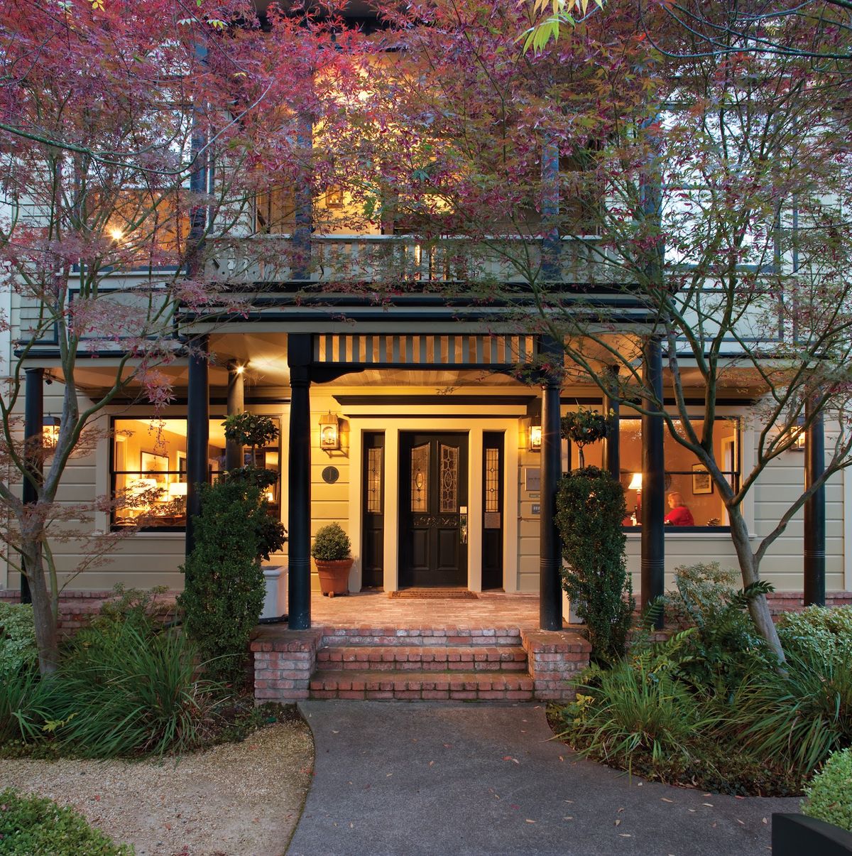 Olea Hotel — fifteen-room boutique hotel in Glen Ellen, Sonoma Valley, owner-operated farmhouse retreat