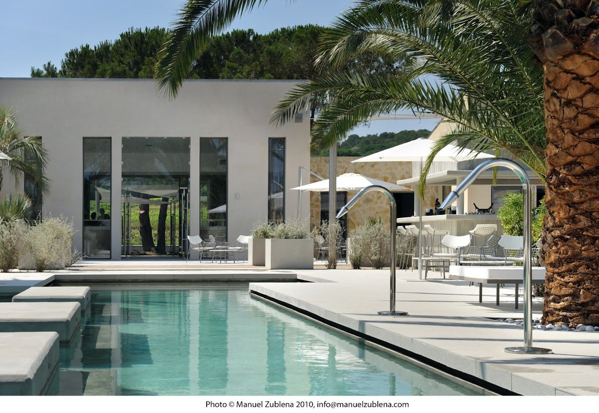 Kube Hotel Saint-Tropez — design hotel near St-Tropez with Ice Bar and contemporary architecture