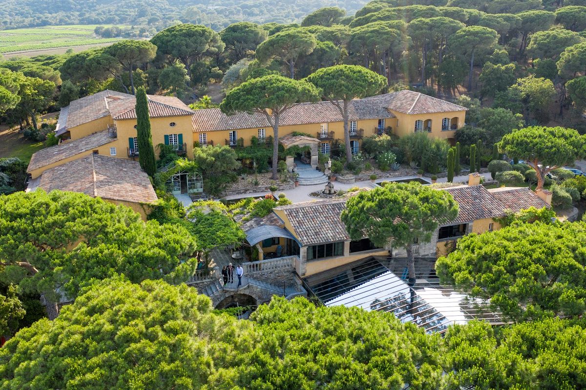 Hôtel de Paris Saint-Tropez — boutique village hotel near Place des Lices with rooftop pool and contemporary design