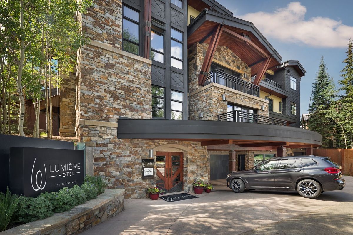 Fairmont Heritage Place Franz Klammer Lodge — luxury residence club in Mountain Village Telluride