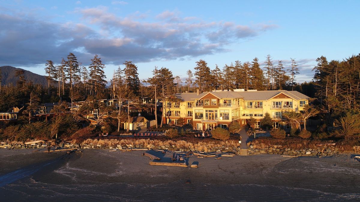 Wickaninnish Inn Beach House — secondary lodge on Chesterman Beach with cedar interiors, Tofino