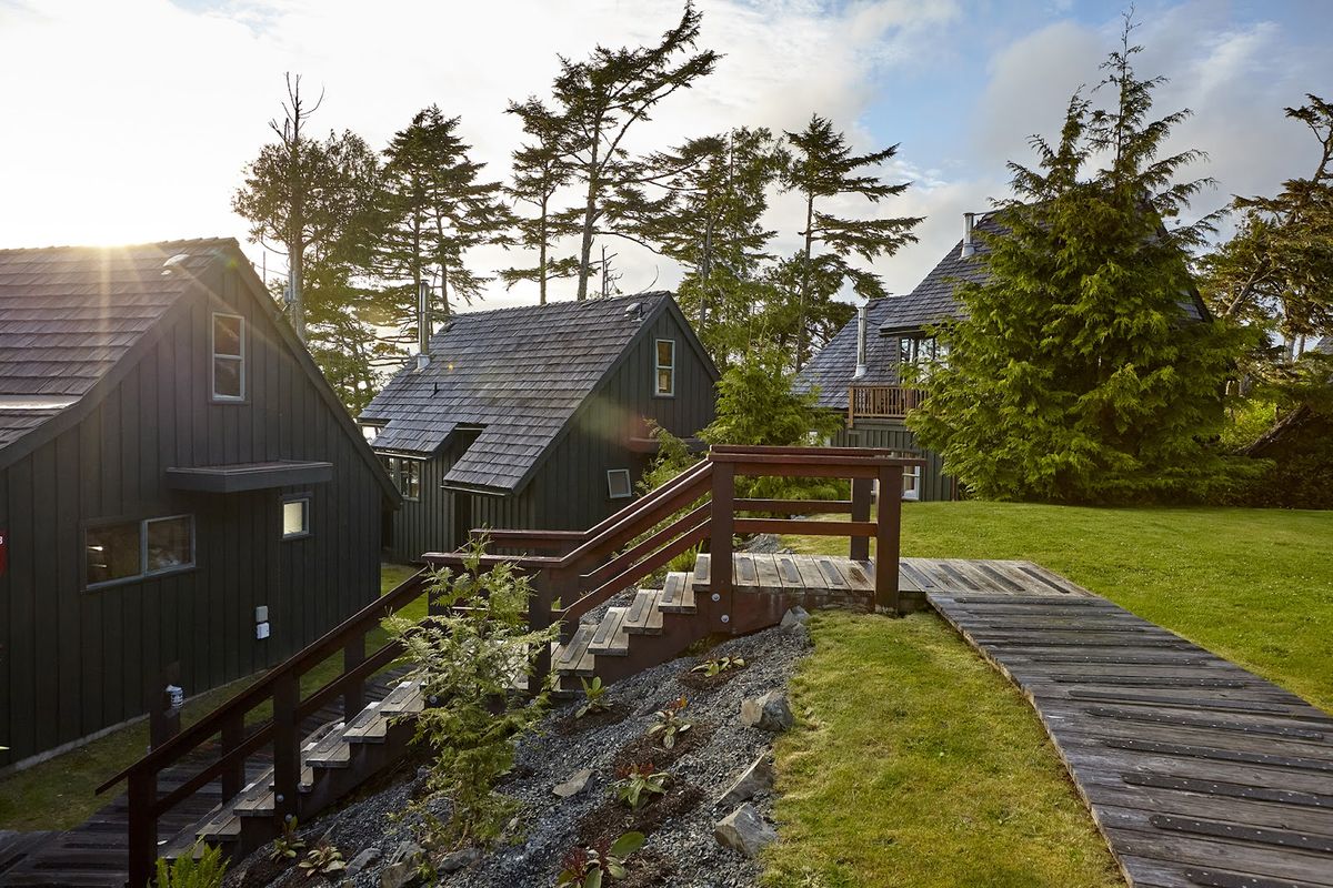 Crystal Cove Beach Resort — log cabins on MacKenzie Beach with private hot tubs, Tofino
