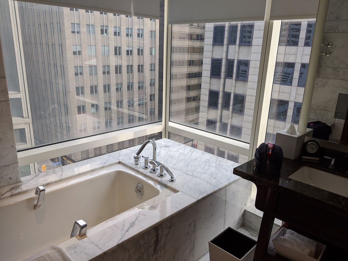 Shangri-La Hotel Toronto — Toronto — additional view 4