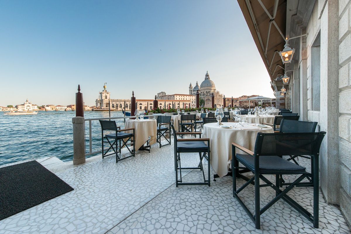 Hotel Monaco & Grand Canal