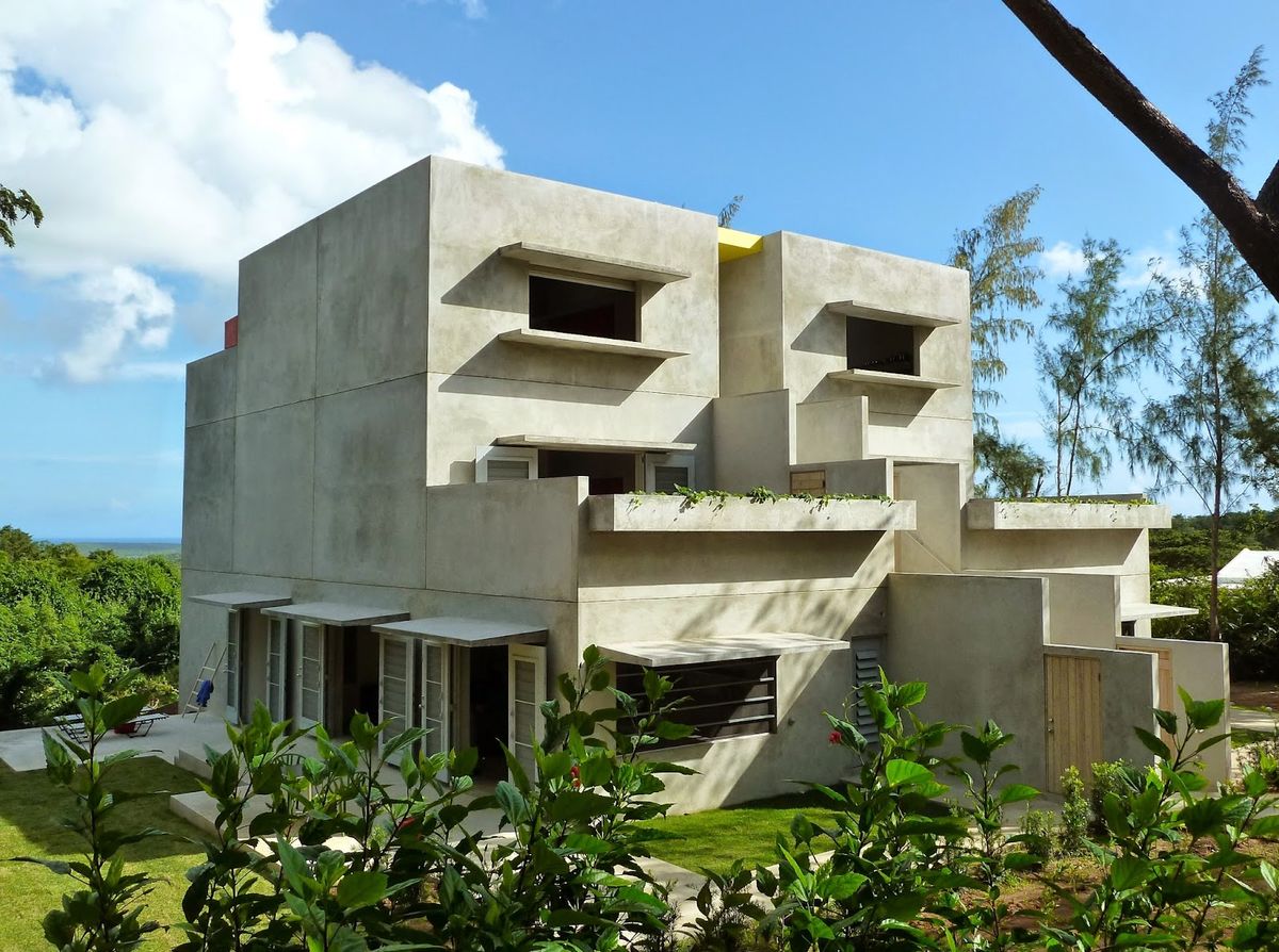 Bravo Beach Hotel Vieques — boutique waterfront property in Isabel Segunda with infinity pool