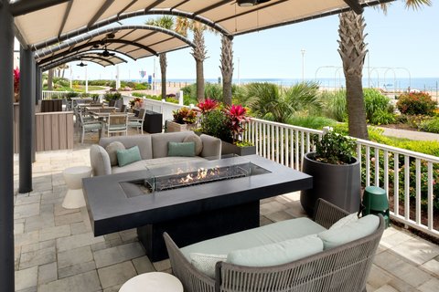 Holiday Inn & Suites Virginia Beach Oceanfront — family resort hotel with indoor and outdoor pools on the Boardwalk