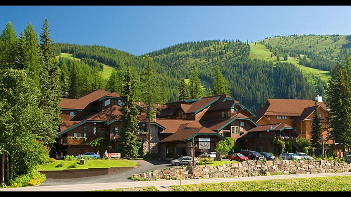 Hampton Inn Whitefish — peripheral chain hotel in Whitefish with indoor pool, Montana