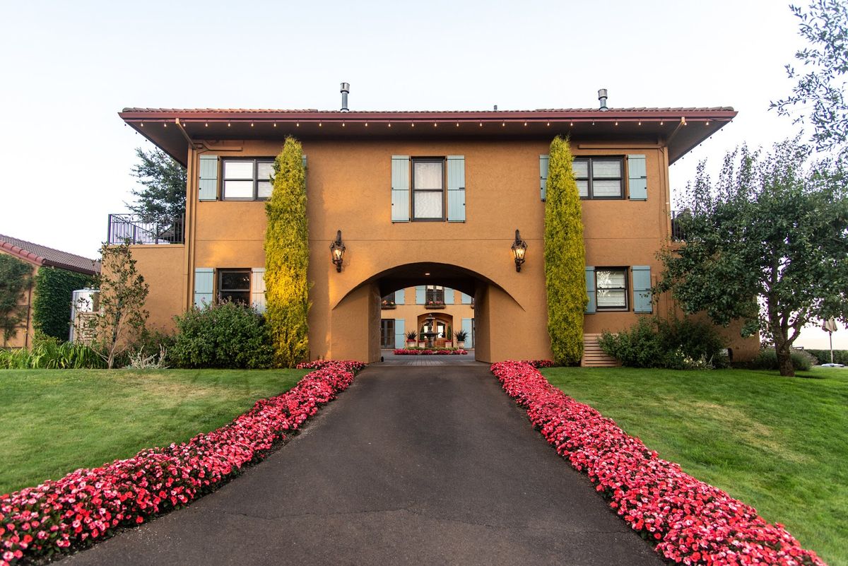 Inn at Red Hills Dundee Oregon — boutique wine country hotel with Farm to Fork dining and Press wine bar