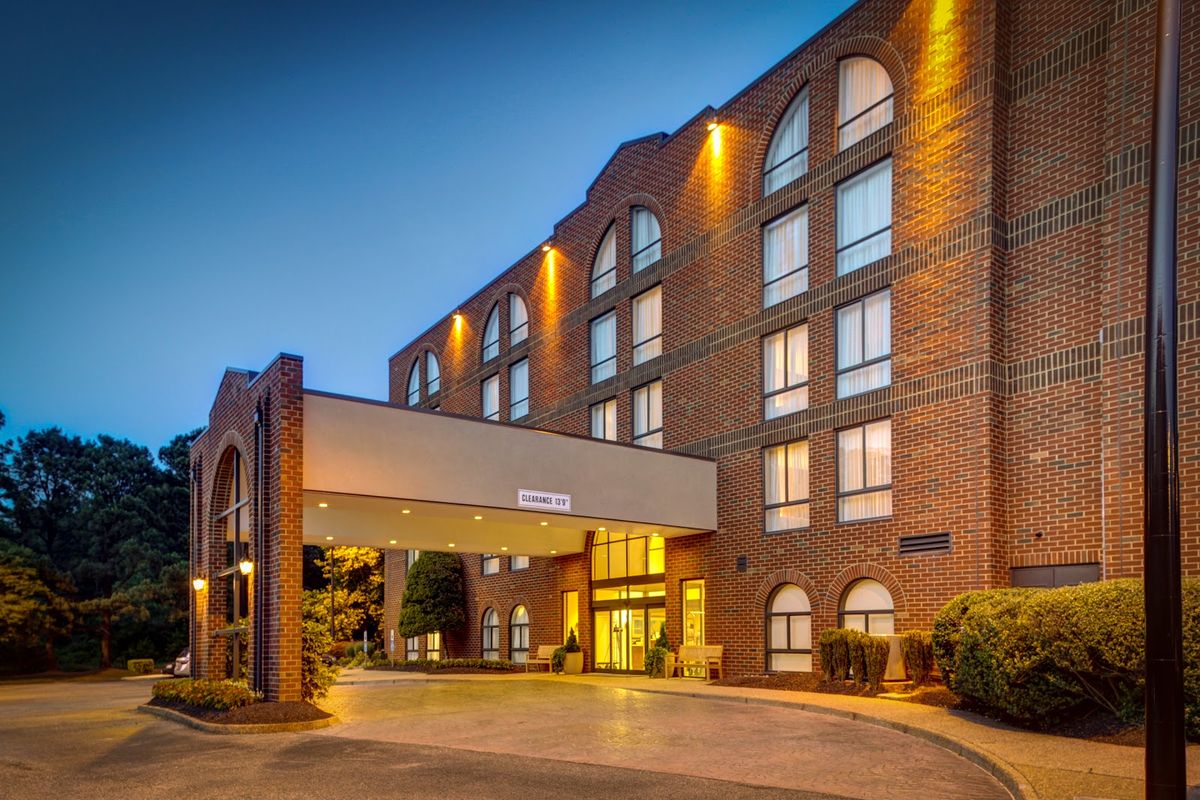 Wyndham Williamsburg Patriots' Place — multi-bedroom condo resort with pools and water park