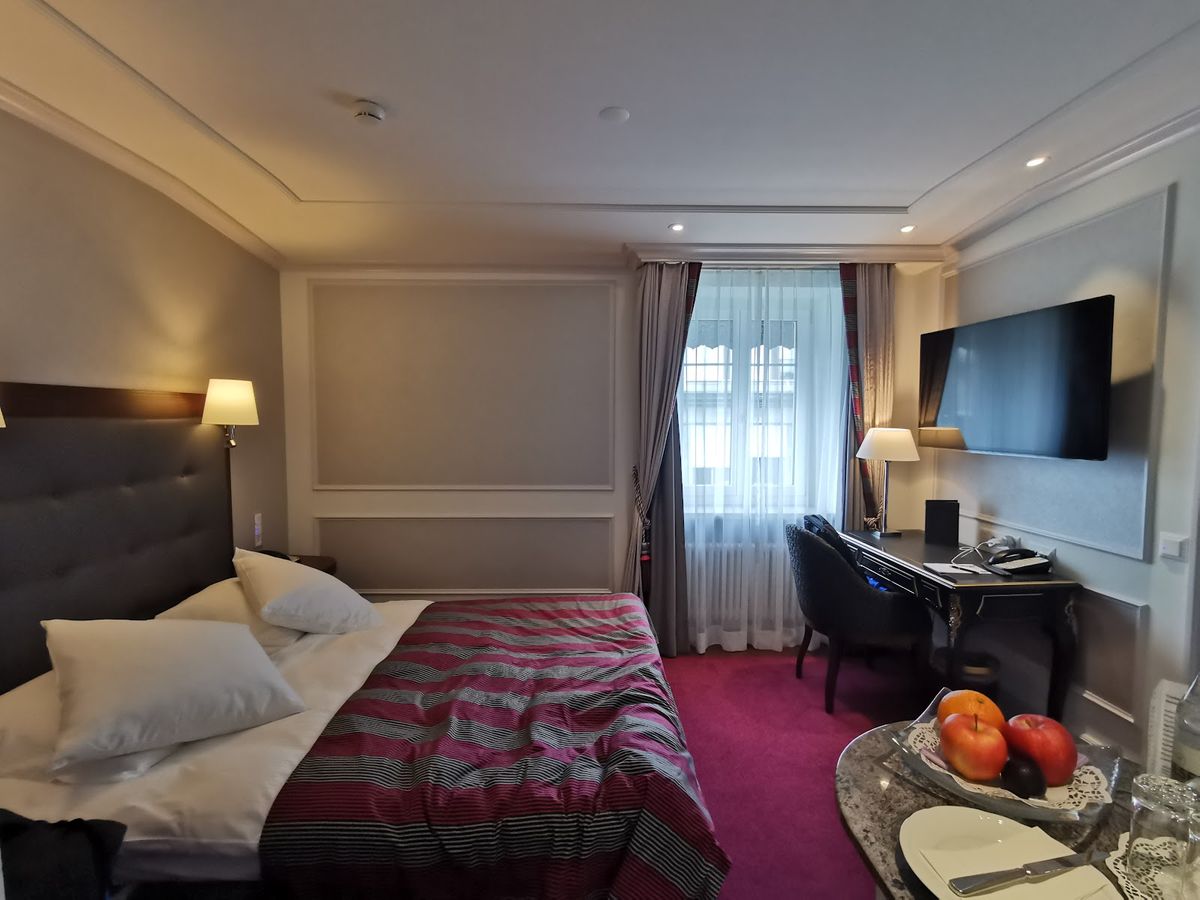 Hotel Schweizerhof Zürich — Zurich — additional view 2