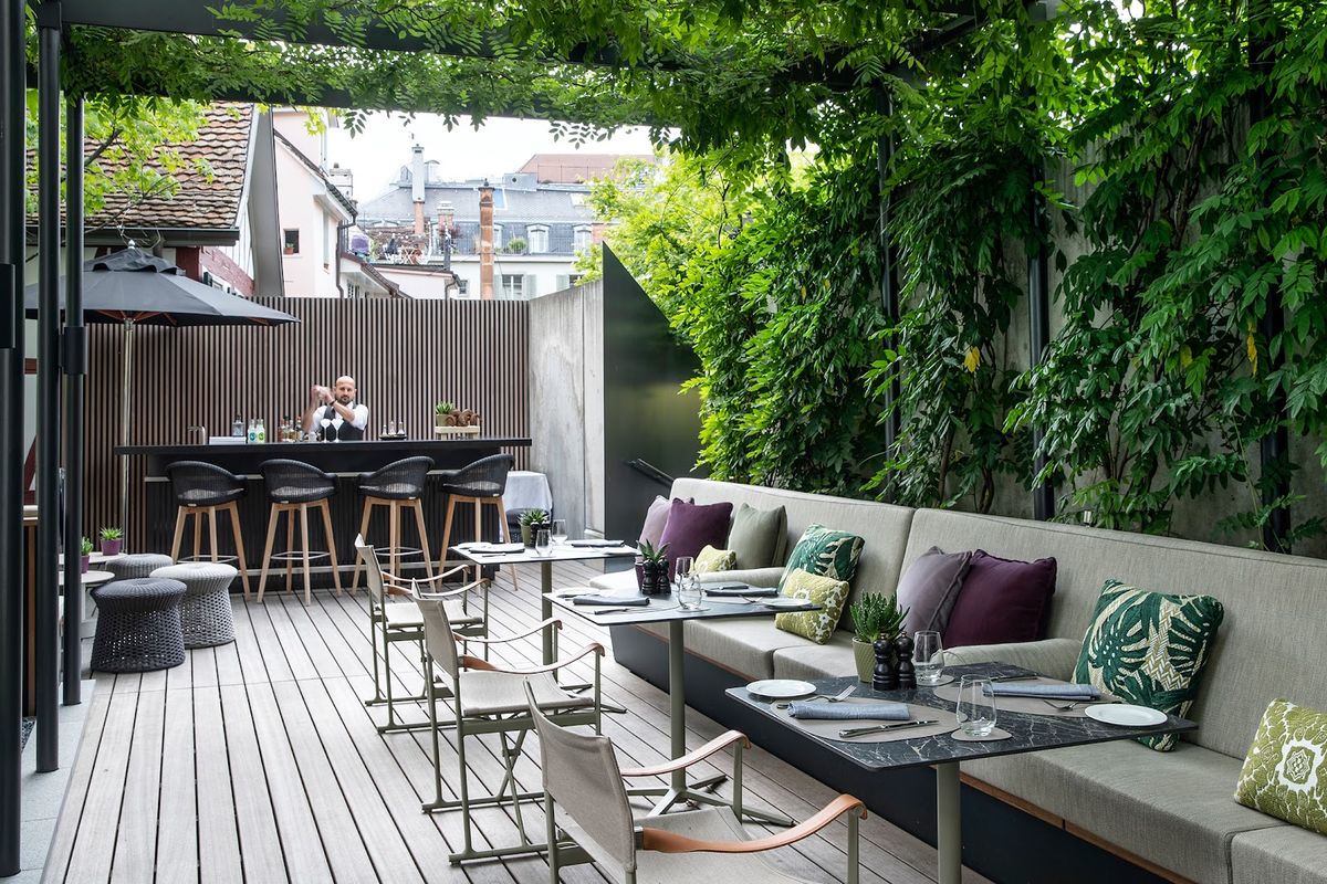 Park Hyatt Zurich — the 163-room contemporary five-star on Beethoven-Strasse in Enge, three minutes from Bürkliplatz and the lake
